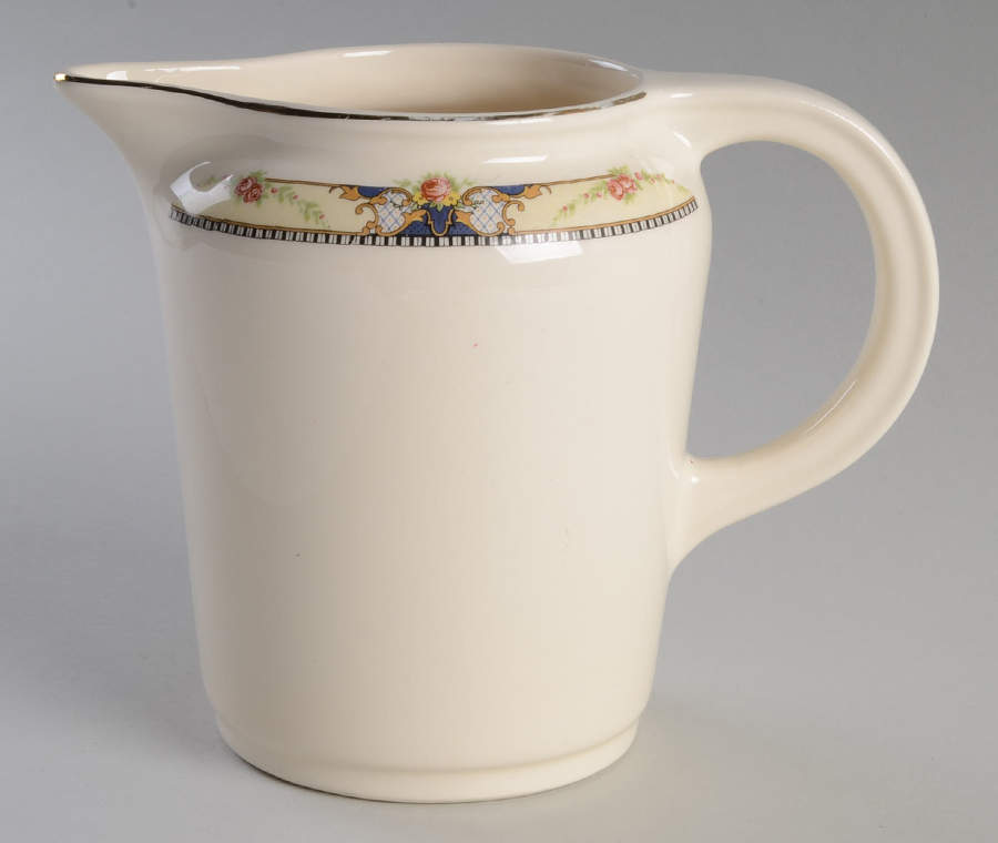 UNI4 32 Oz Pitcher by Universal-1