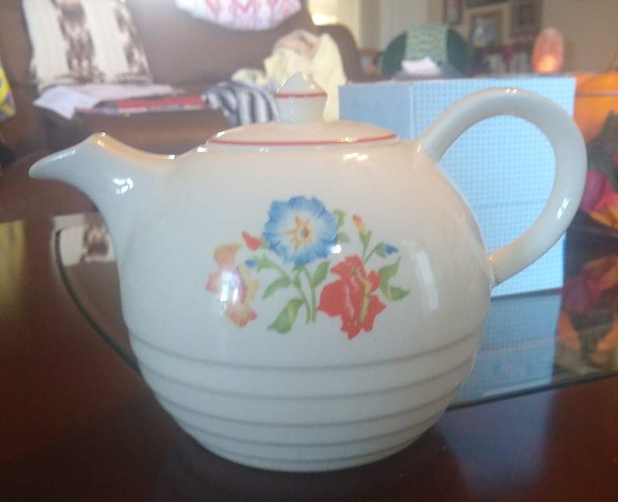 UNI65 Teapot & Lid by Universal-1