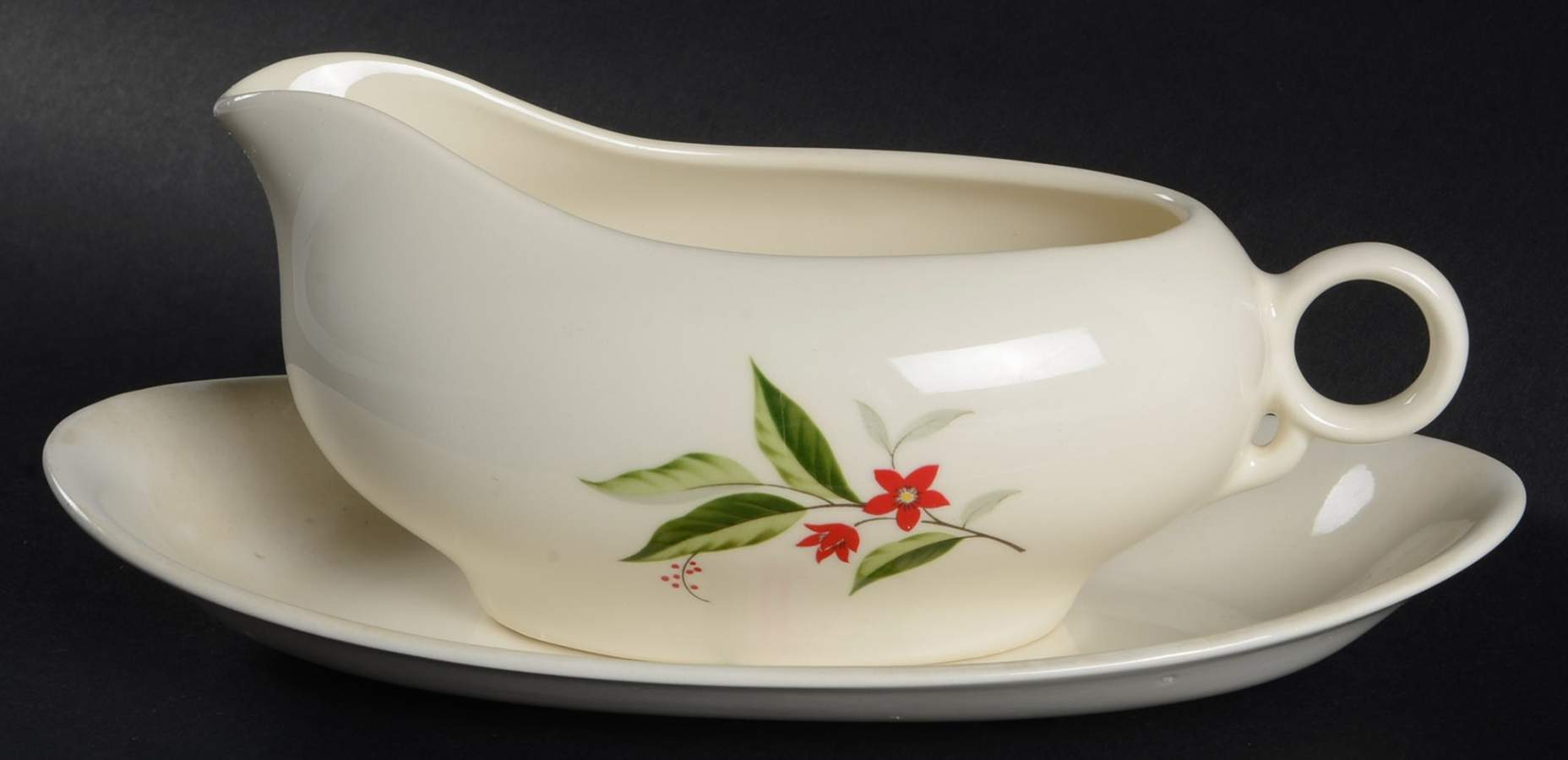 Woodvine Gravy Boat & Underplate/Relish by Universal-1