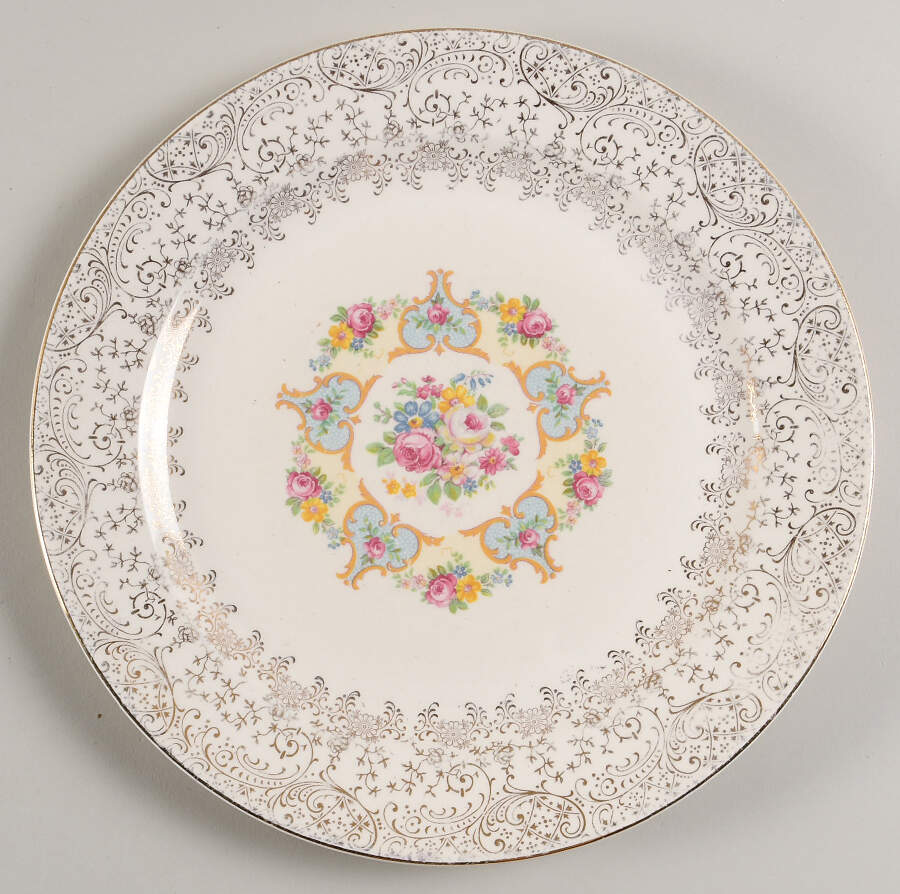 Liberty Gold Dinner Plate by USA-1