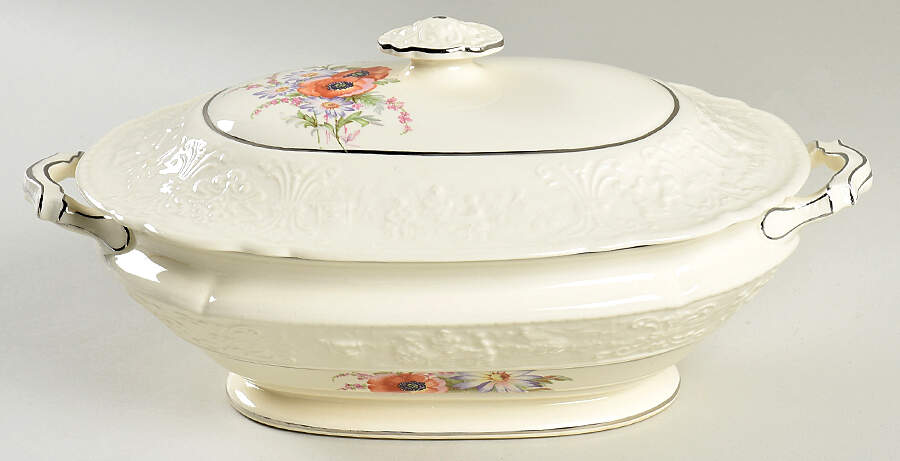 UNI66 Oval Covered Vegetable by Universal-1