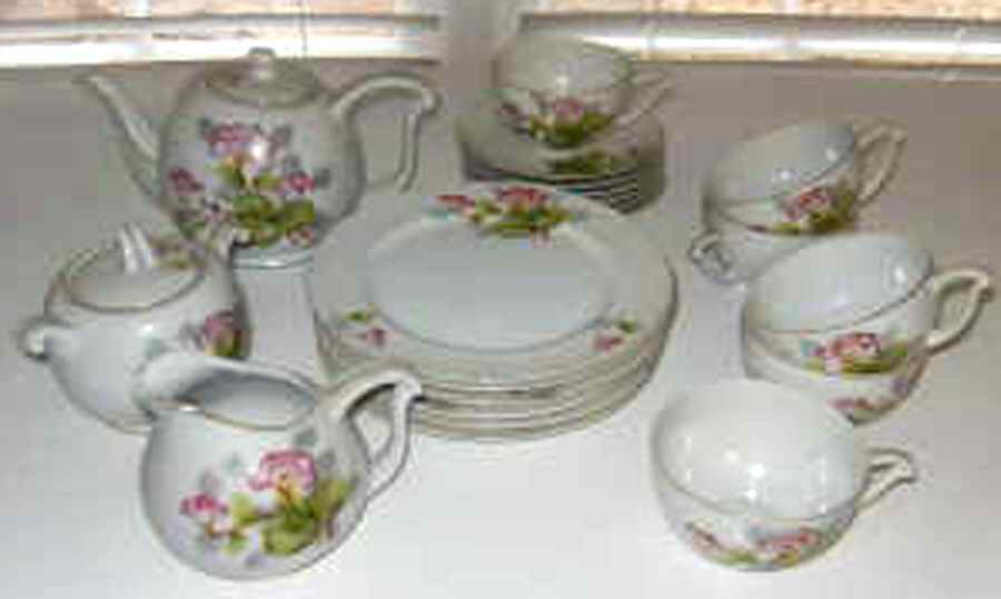 UCA12 Teapot & Lid by Ucagco-1