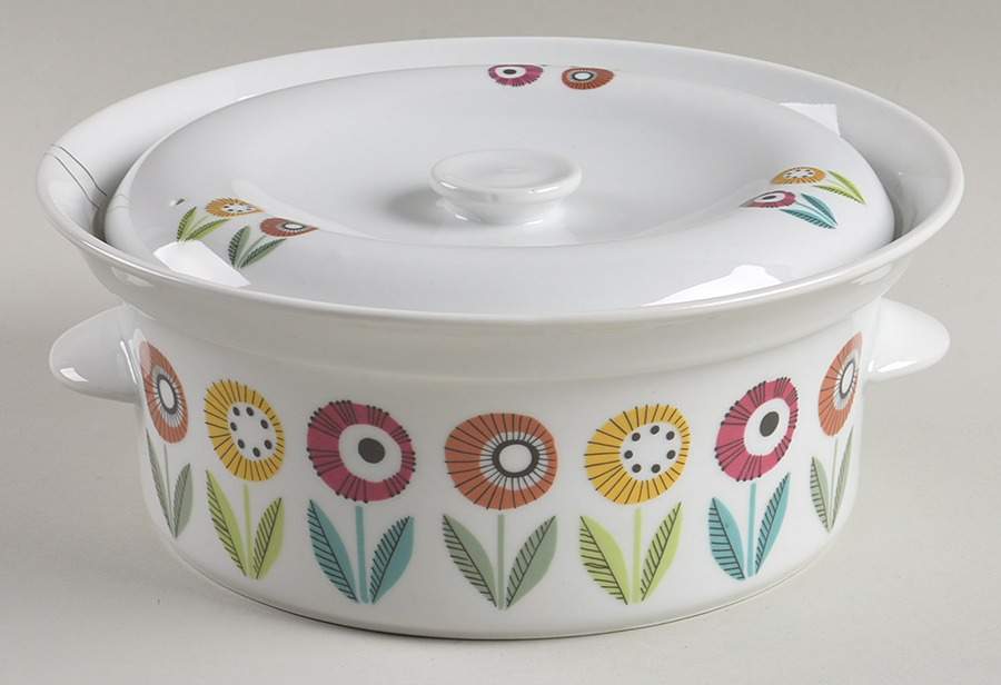 Bellis 3 Quart Round Covered Casserole by Upsala Ekeby-1