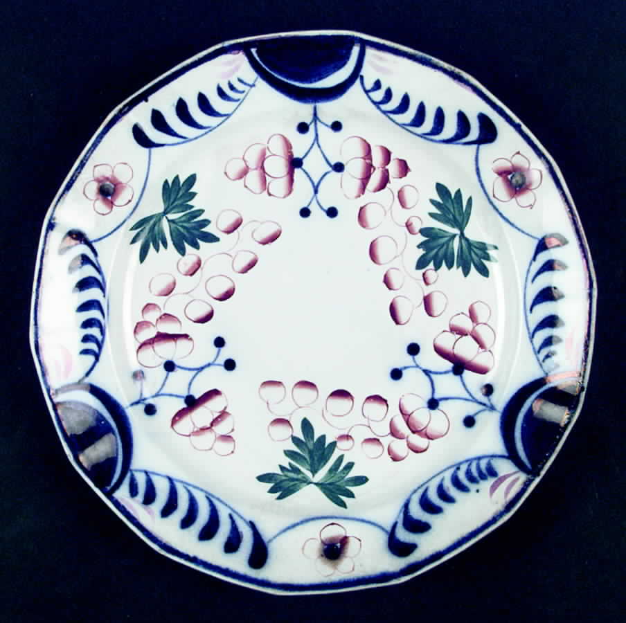 UC1 Dinner Plate by Unknown Manufacturer-1