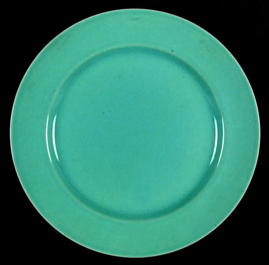 Camwood Ivory Blue Dinner Plate by Universal-1