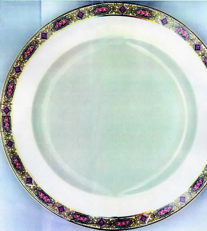 UC3 Dinner Plate by Unknown Manufacturer-1