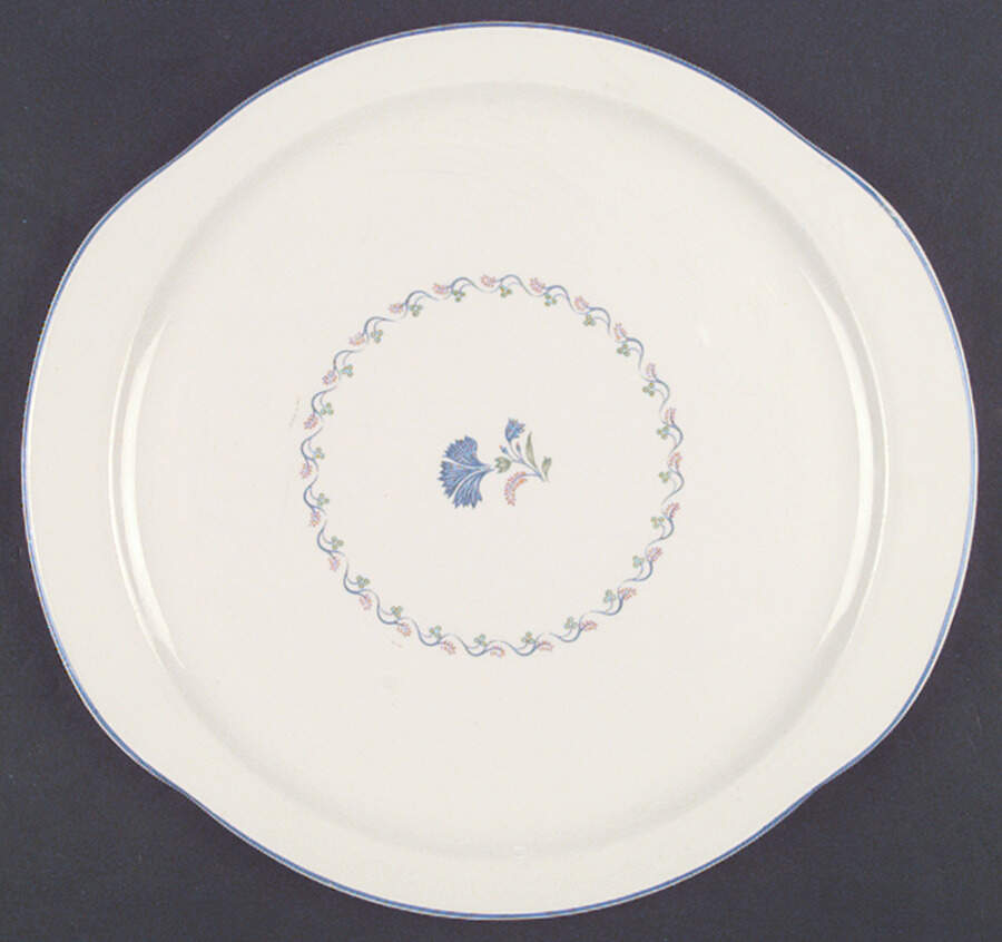 UNI92 Handled Cake Plate by Universal-1