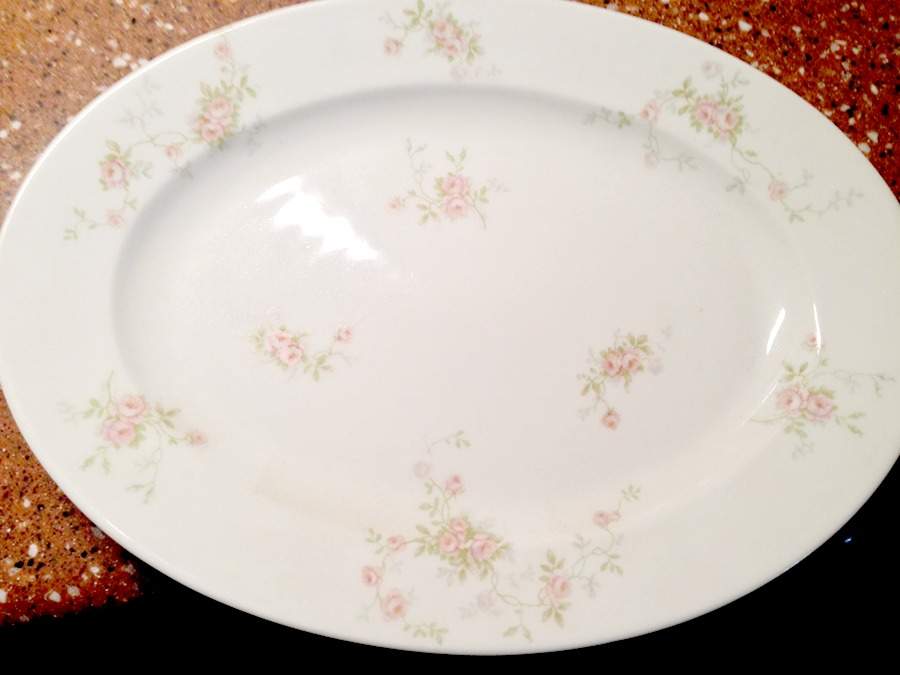 UNC89 14" Oval Serving Platter by Union Ceramique-1
