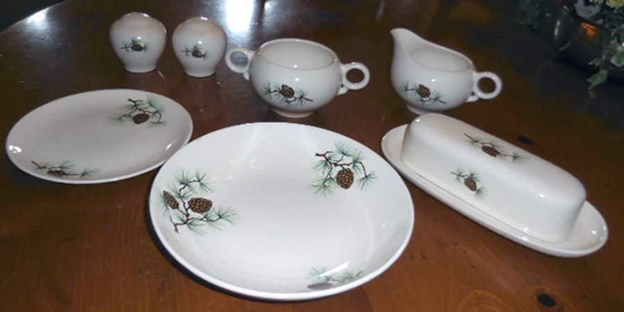 Pine Cone Creamer by Universal-1