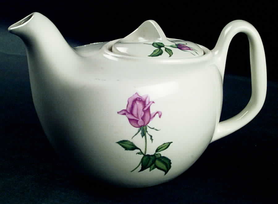 UNI103 Teapot & Lid by Universal-1