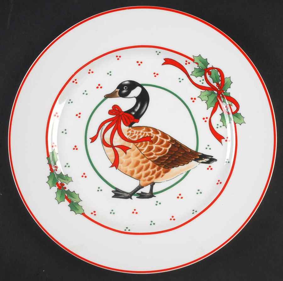 UC21  Dinner Plate by Unknown Manufacturer-1