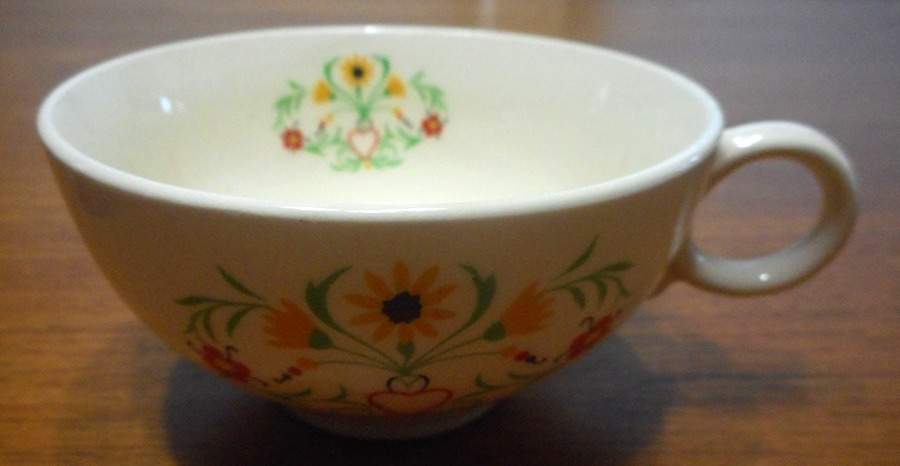 UNI112 Flat Cup by Universal-1