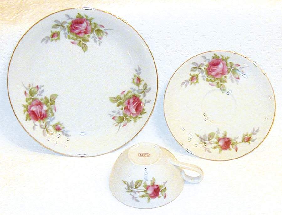 Lucy Salad Plate by Unknown Manufacturer-1