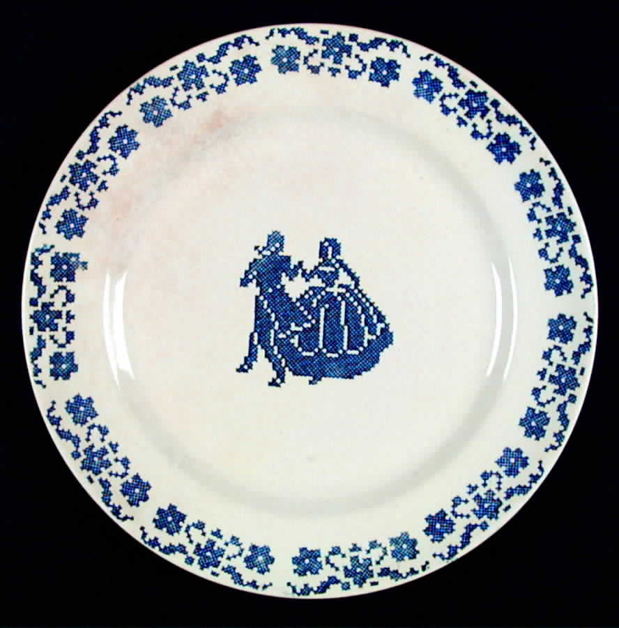 UNI116 Luncheon Plate by Universal-1