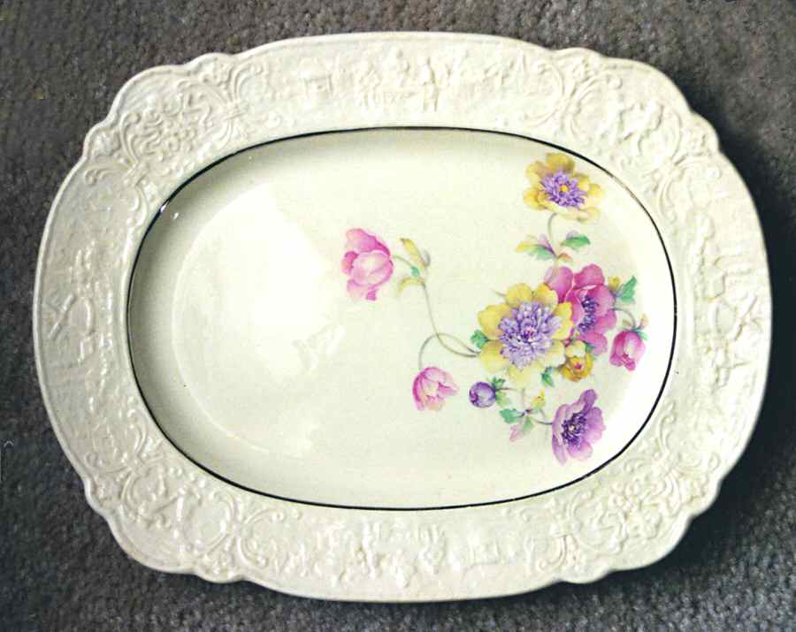 UNI119 11" Oval Serving Platter by Universal-1