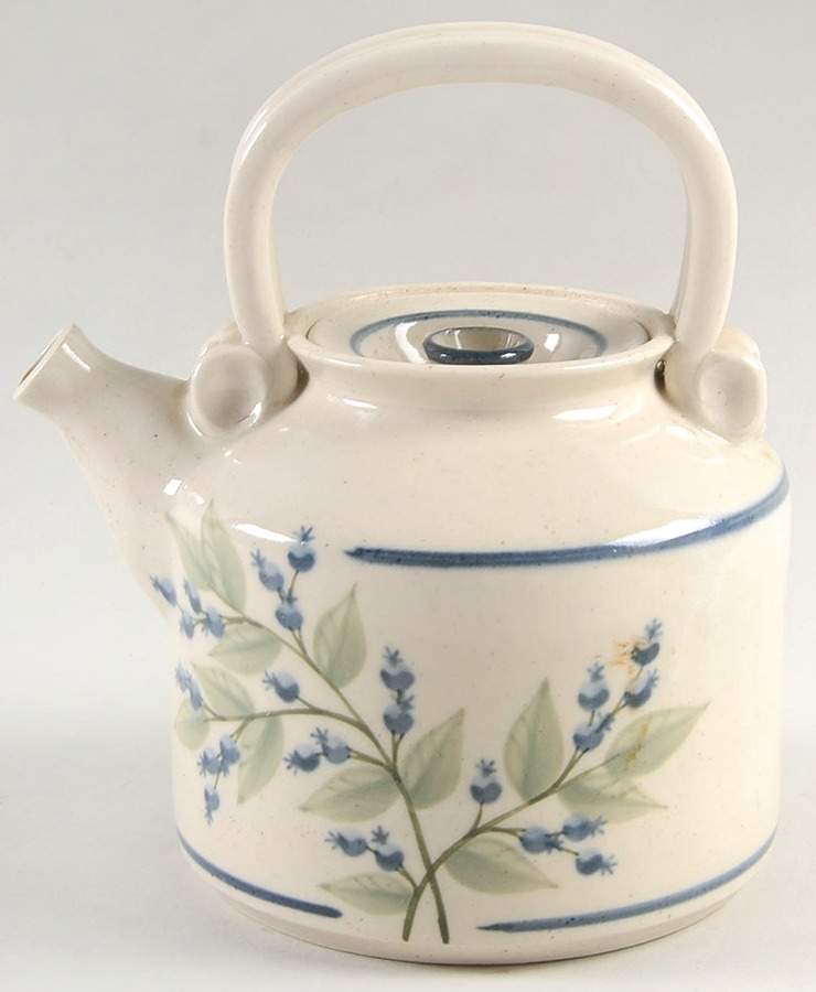 UNW1 Teapot & Lid by Union Stoneware Maine (Union Pottery)-1