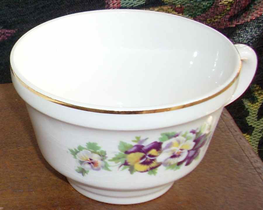 UC102 Flat Cup by Unknown Manufacturer-1