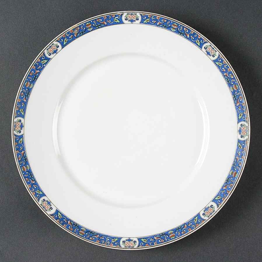 UNC4 Dinner Plate by Union Ceramique-1
