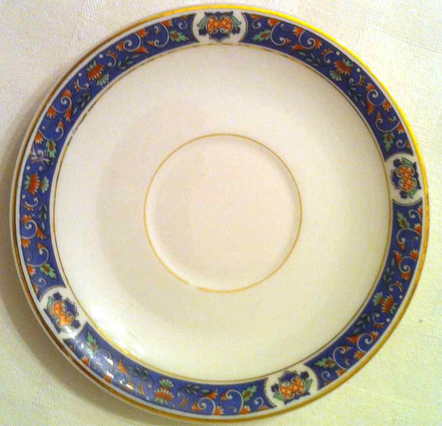 UNC4 Saucer by Union Ceramique-1