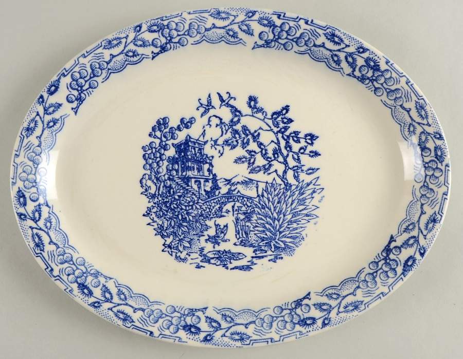 UNI130 11" Oval Serving Platter by Universal-1