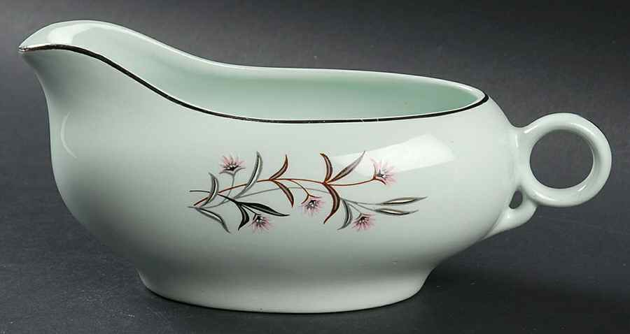 Strawflower Gravy Boat by Universal-1