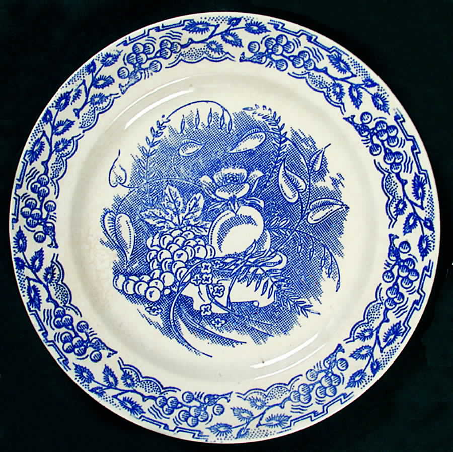 UNI133 Luncheon Plate by Universal-1