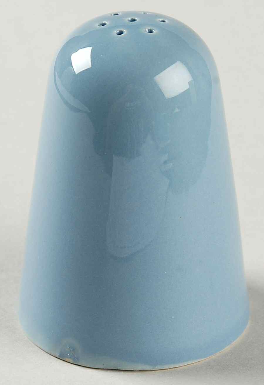 Richelieu Pepper Shaker by Homer Laughlin -1