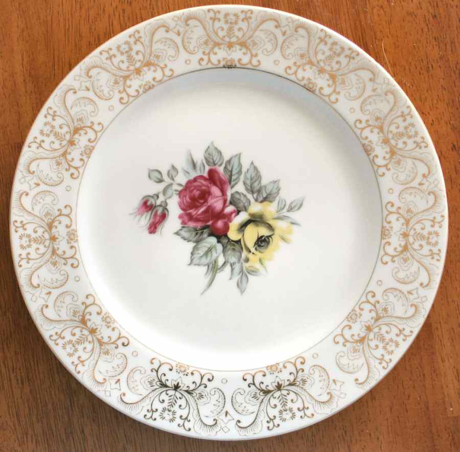 UC181 Dinner Plate by Unknown Manufacturer-1