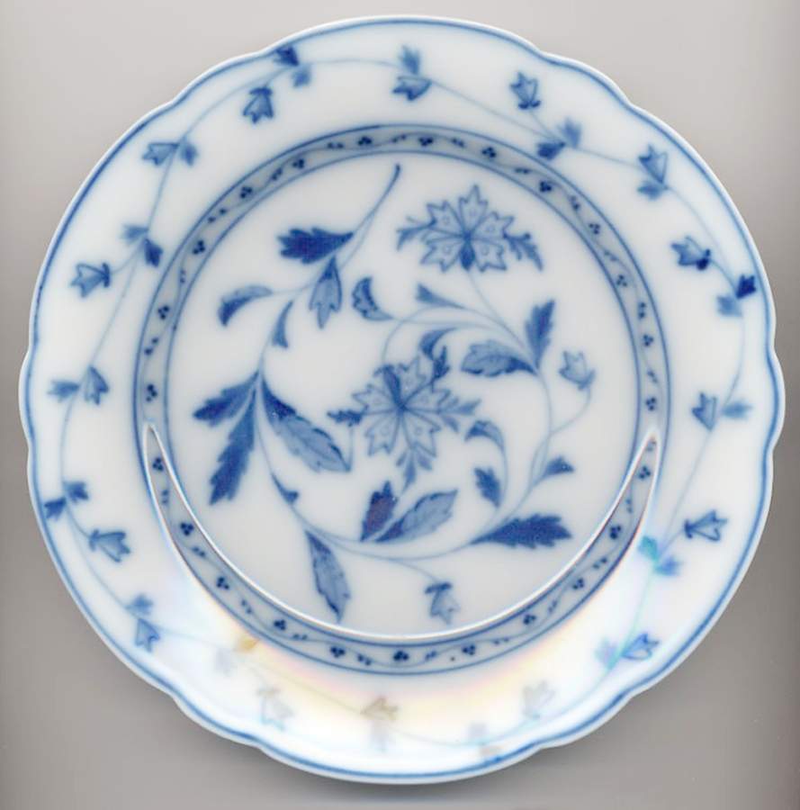 UC202 Dinner Plate by Unknown Manufacturer-1