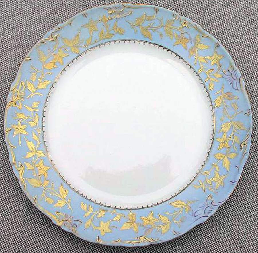 Uc226 Dinner Plate by Unknown Manufacturer-1