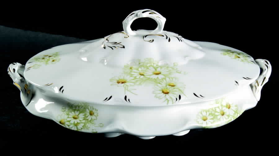 Unp2 Oval Covered Vegetable by Union Potteries-1