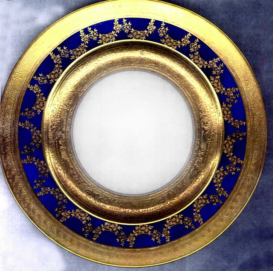 Belleek Dinner Plate by Unknown Manufacturer-1