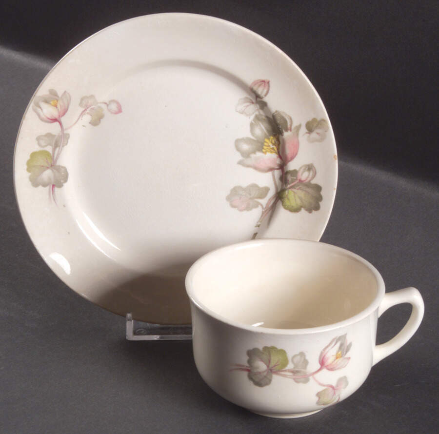 UC262 Bread & Butter Plate by Unknown Manufacturer-1