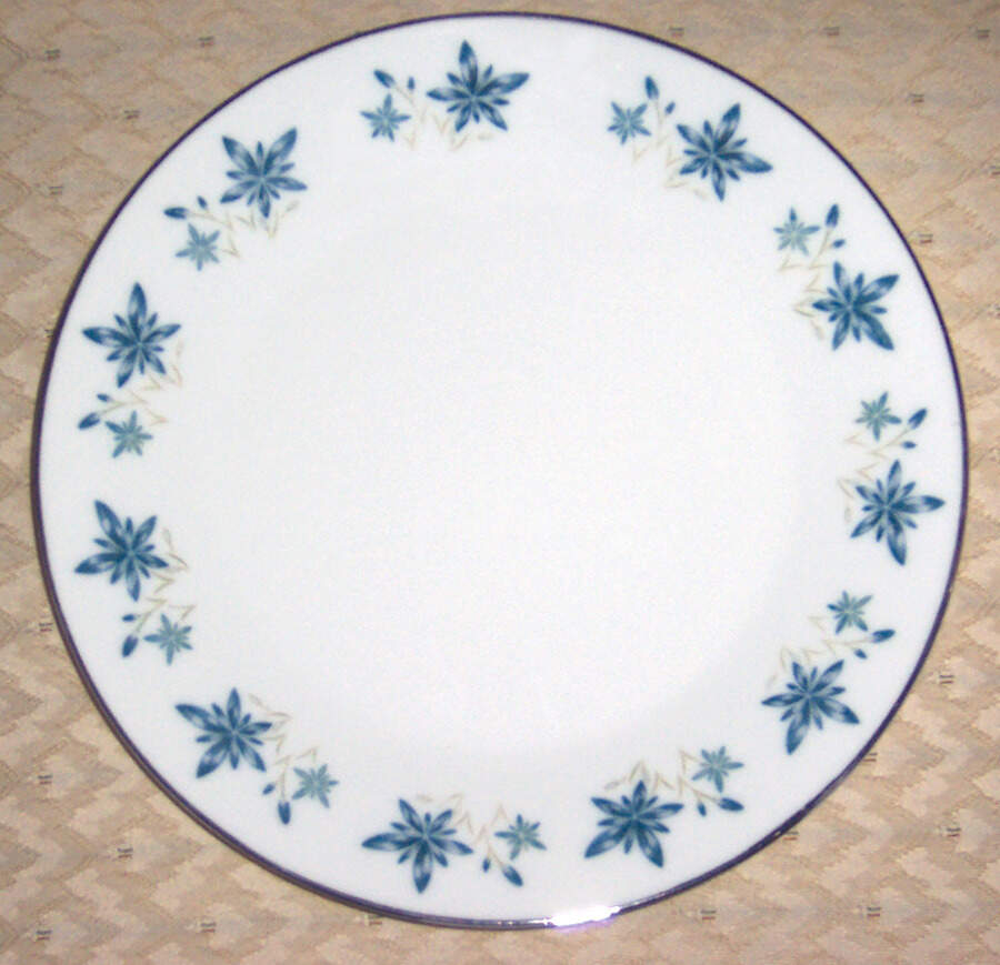 Elite Salad Plate by Unknown Manufacturer-1