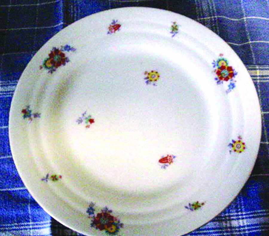 3022 Dinner Plate by Unknown Manufacturer-1