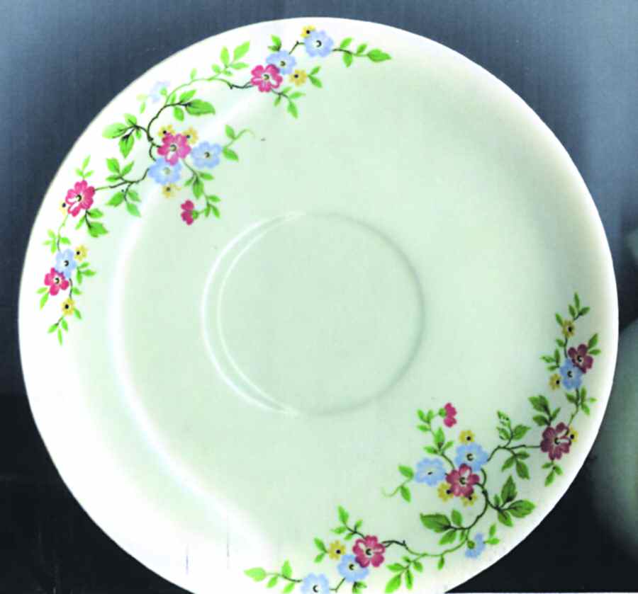 UNI155 Saucer by Universal-1
