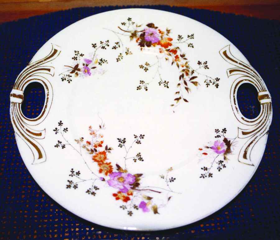 UC339 Handled Cake Plate by Unknown Manufacturer-1