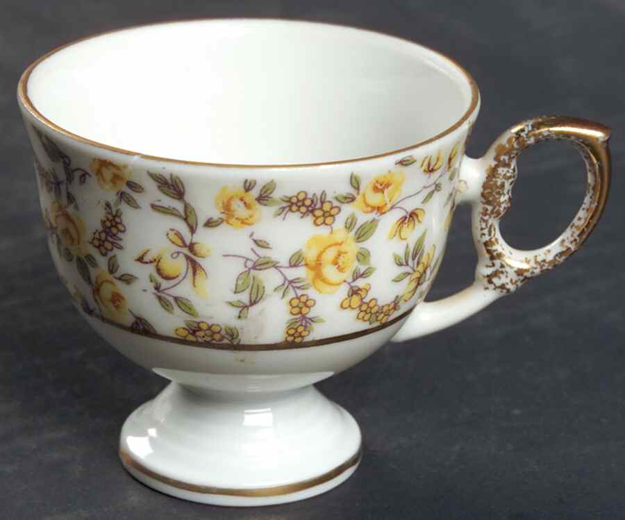 8814 Yellow Footed Cup by Napco-1