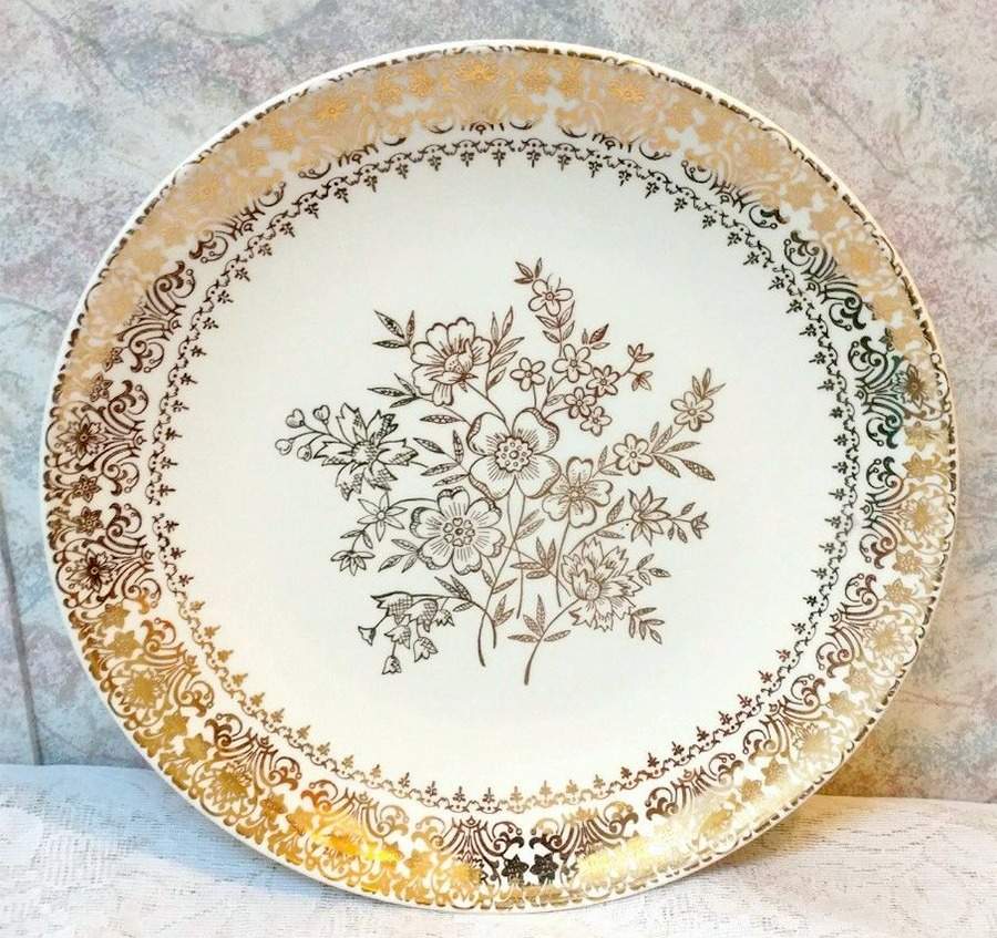 USA155 Dinner Plate by USA-1
