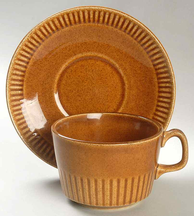 Valencia Flat Cup & Saucer Set by USA-1