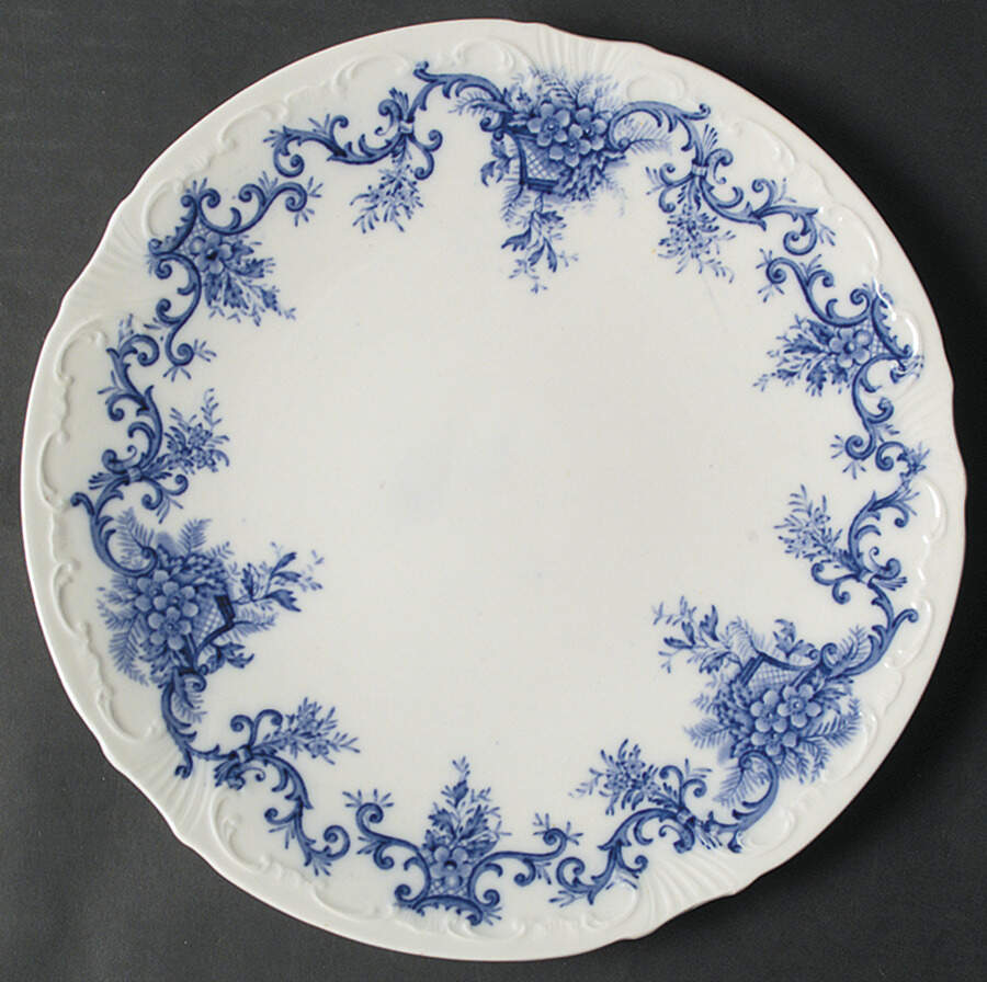 Martha (Coupe) Dinner Plate by Upper Hanley-1