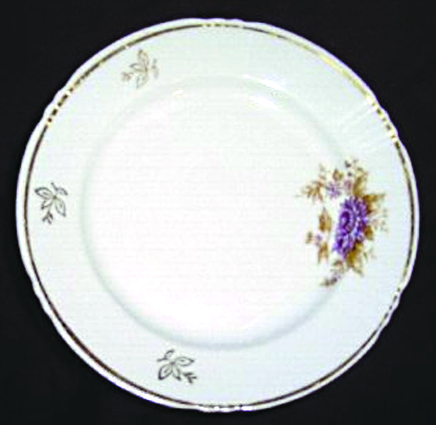 RUS9 Dinner Plate by Russia-1