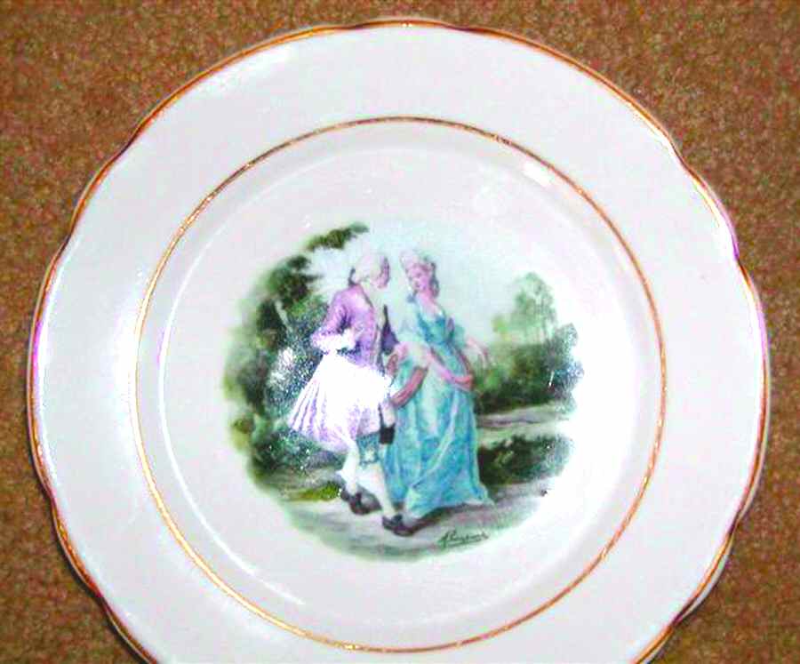UC375 Luncheon Plate by Unknown Manufacturer-1