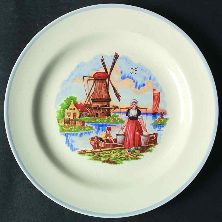 UC390 Luncheon Plate by Unknown Manufacturer-1