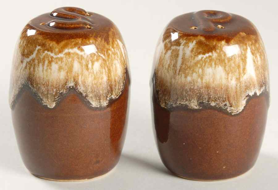 Brown Drip Salt & Pepper Set by Nelson McCoy-1