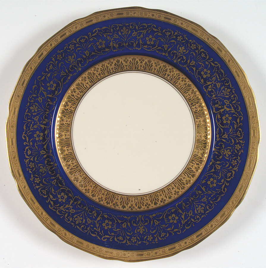 UC396 Dinner Plate by Unknown Manufacturer-1