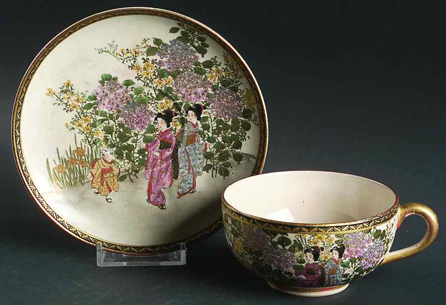 JAP1437 Flat Cup & Saucer Set by Japan-1