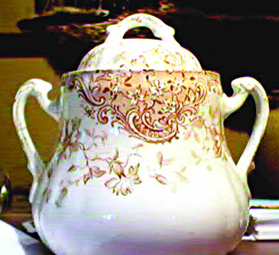 Belgrave Sugar Bowl & Lid by Upper Hanley-1