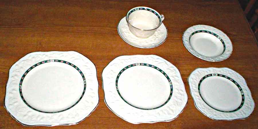 English Brambleberry Square Dinner Plate by Ostrow-1