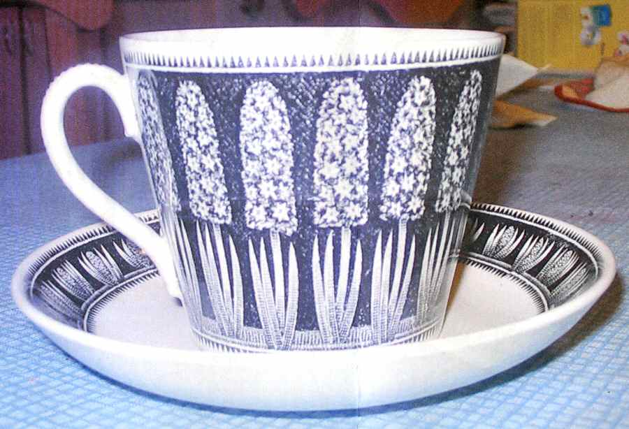 Black Hyacinth Flat Cup & Saucer Set by Upsala Ekeby-1